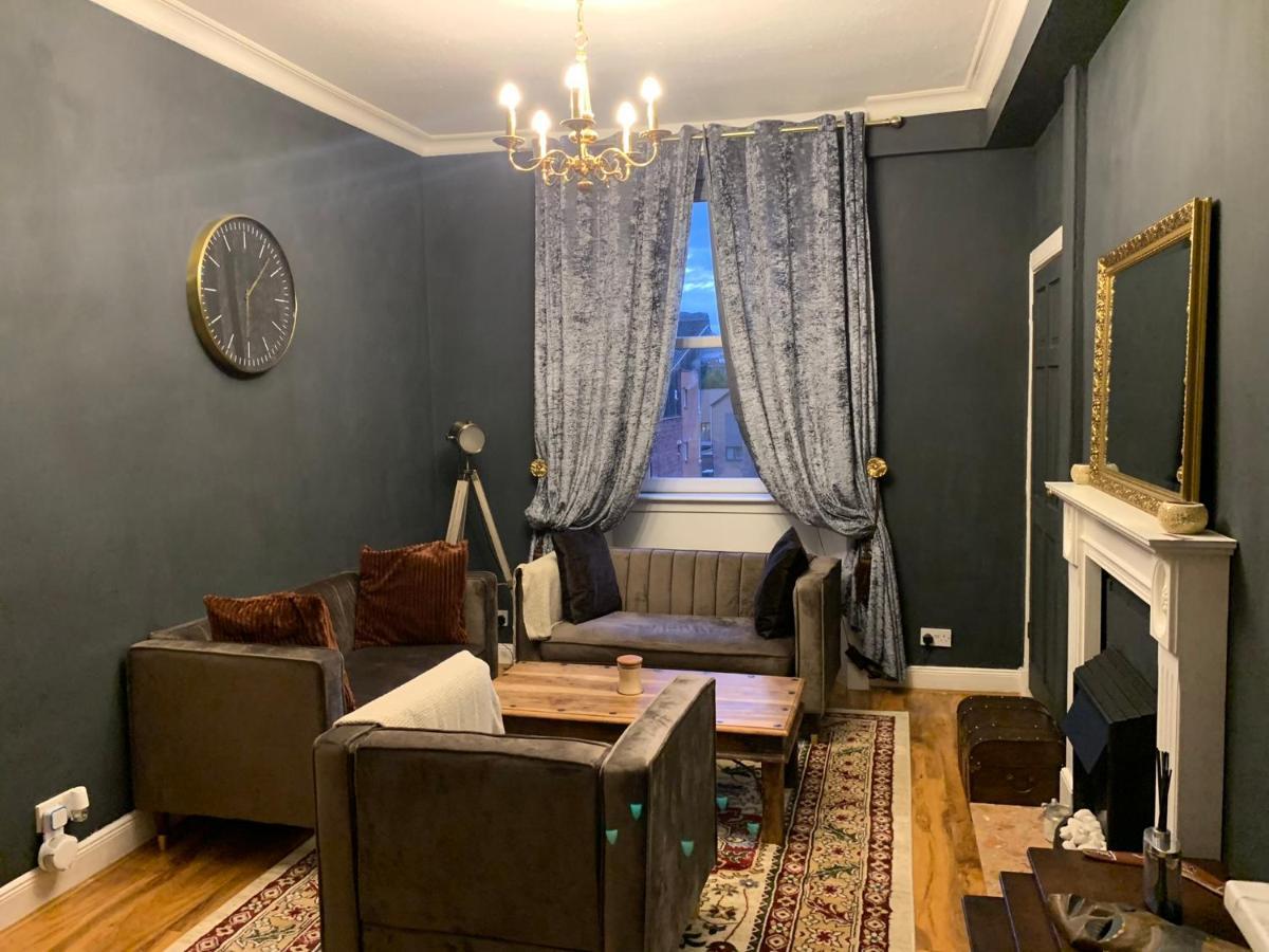 Glamours Stylish Victorian Apartment Near City Centre 爱丁堡 外观 照片